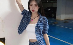 小红输了被小明整1000字